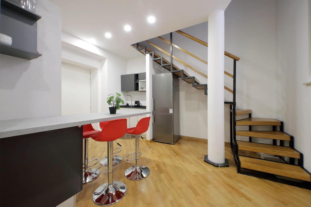 Trevi Suite Apartment - Barberini Рим Экстерьер фото